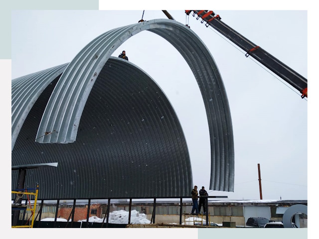 Полукруглые ангары в Североуральске